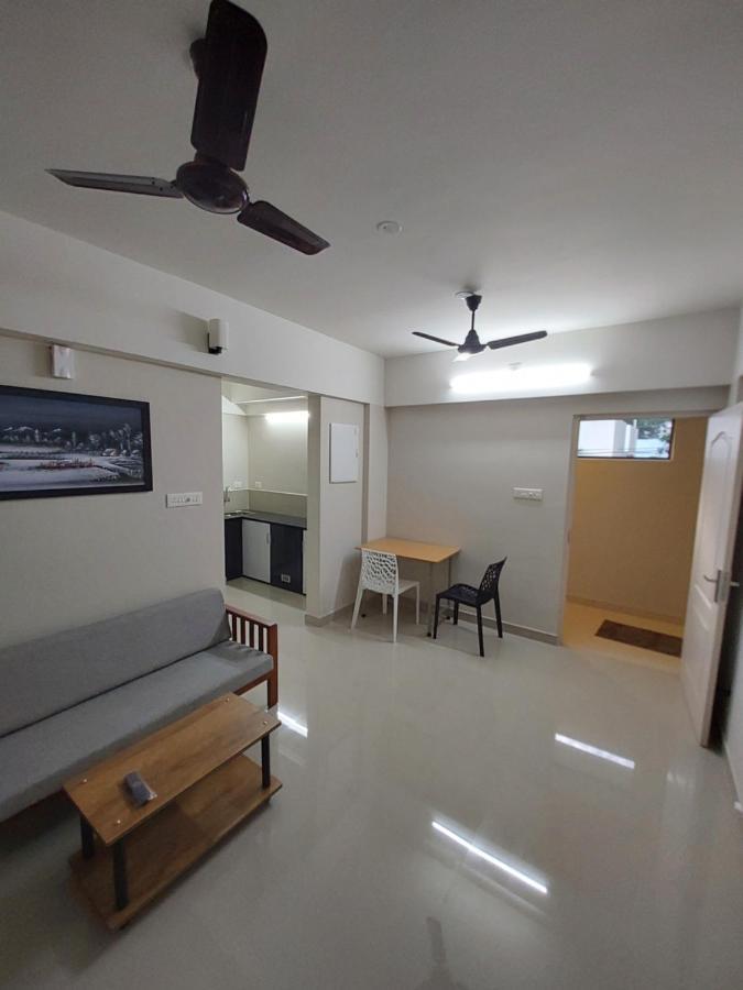 Hotel Mannat Residence Thiruvananthapuram Kültér fotó