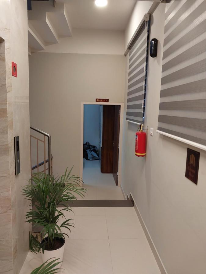 Hotel Mannat Residence Thiruvananthapuram Kültér fotó