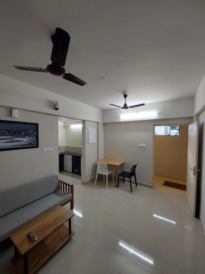 Hotel Mannat Residence Thiruvananthapuram Kültér fotó