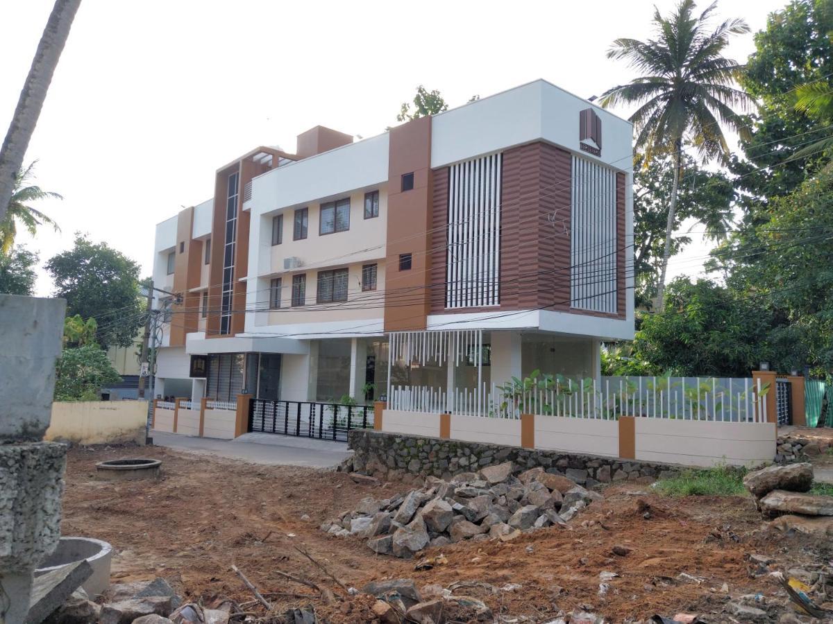 Hotel Mannat Residence Thiruvananthapuram Kültér fotó