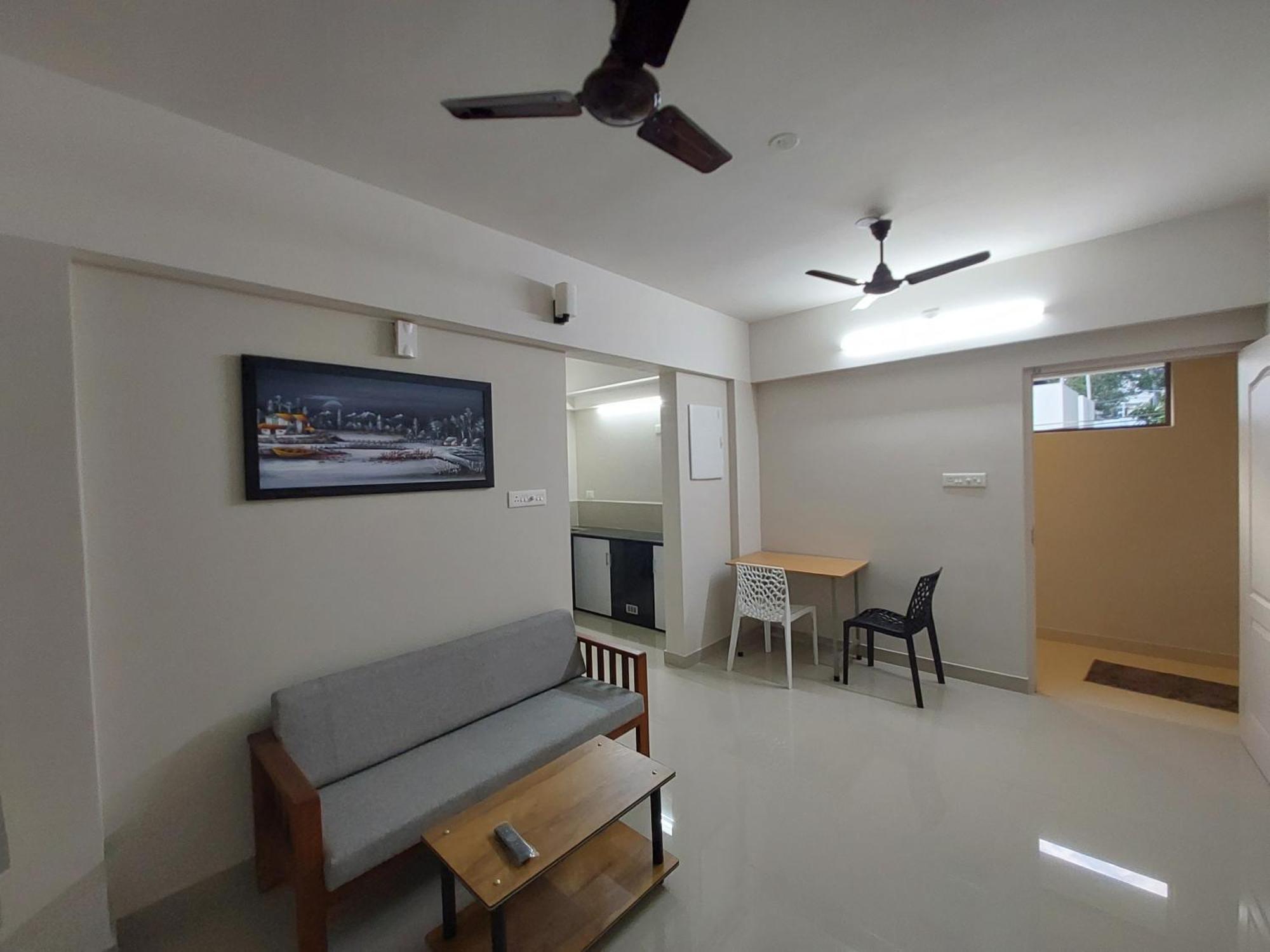 Hotel Mannat Residence Thiruvananthapuram Kültér fotó
